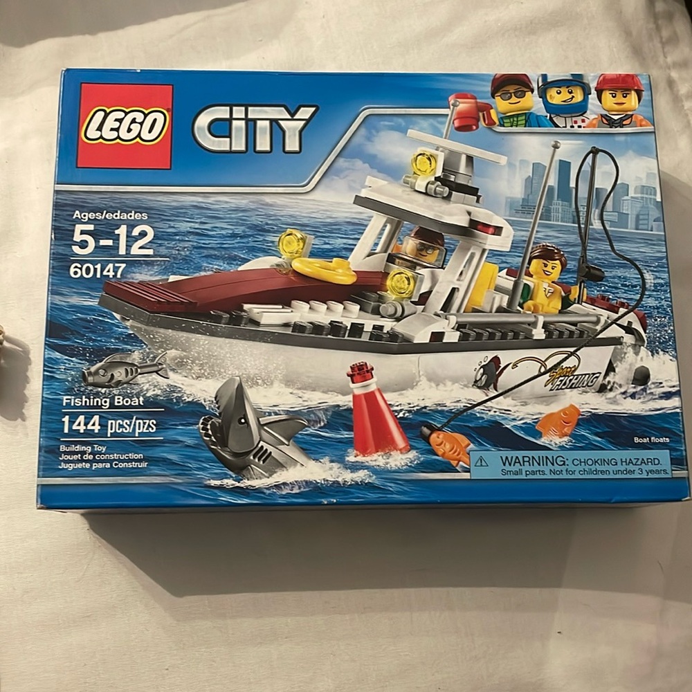 Lego Set #60147 discontinued (factory sealed)